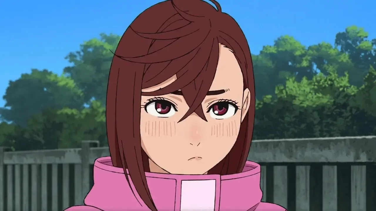 Momo and Vamola fight the chameleon alien in Dandadan Chapter 208